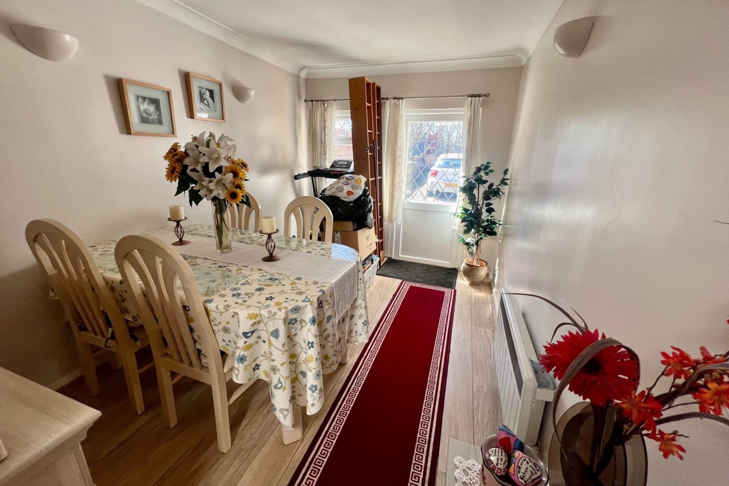 Warwick Villas Thorpe Lea Road, Egham, Surrey, TW20 Nevin And Wells